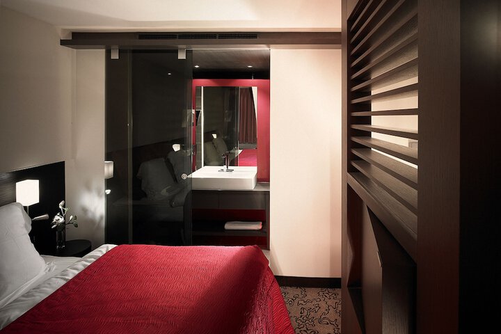 Room 8 of 51