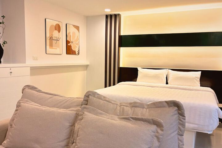 Room 35 of 78