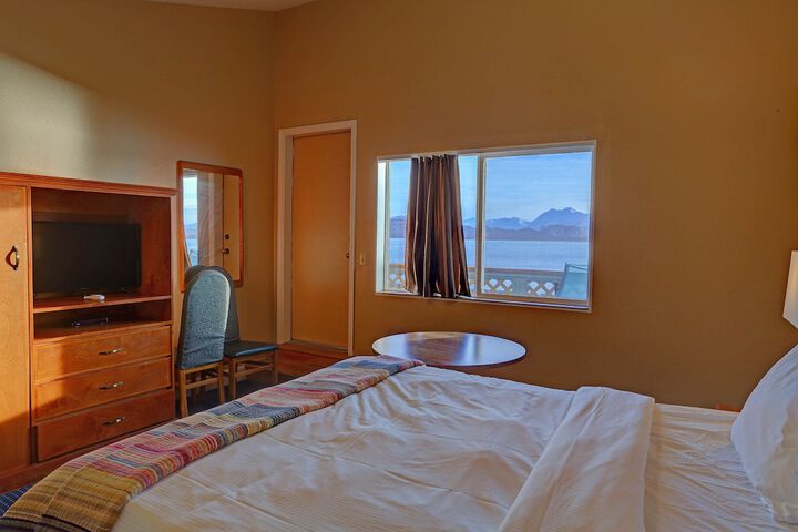 Room 20 of 184