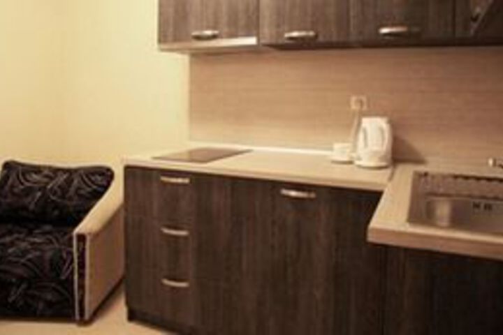 Room 19 of 28