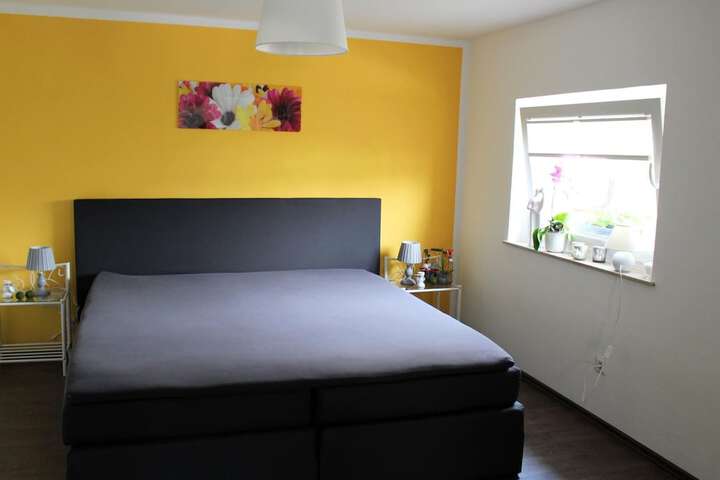 Room 2 of 40