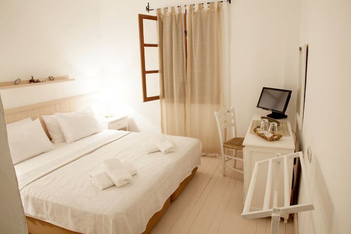 Room 20 of 46