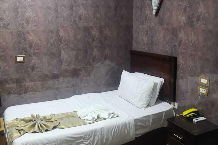 Room 43 of 92