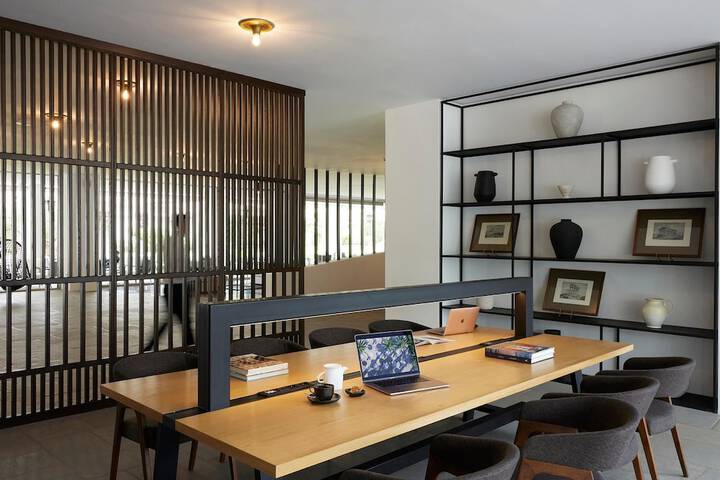 Dining 121 of 227