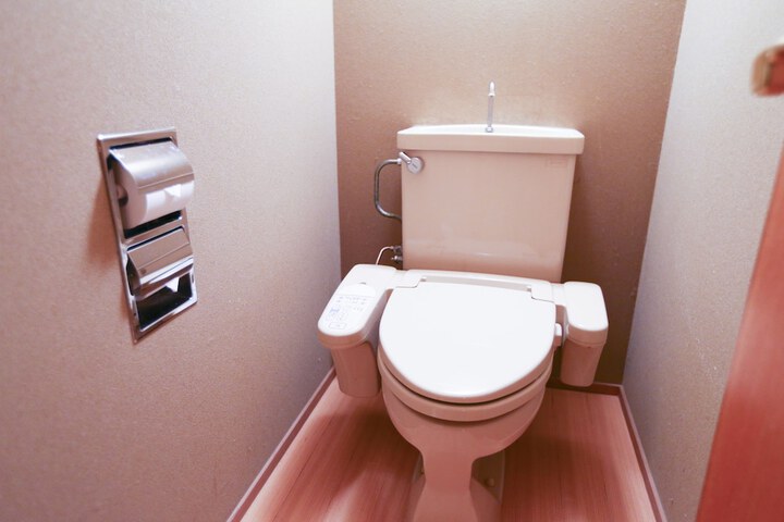 Room 9 of 94