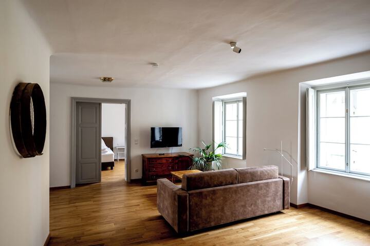 Room 20 of 38