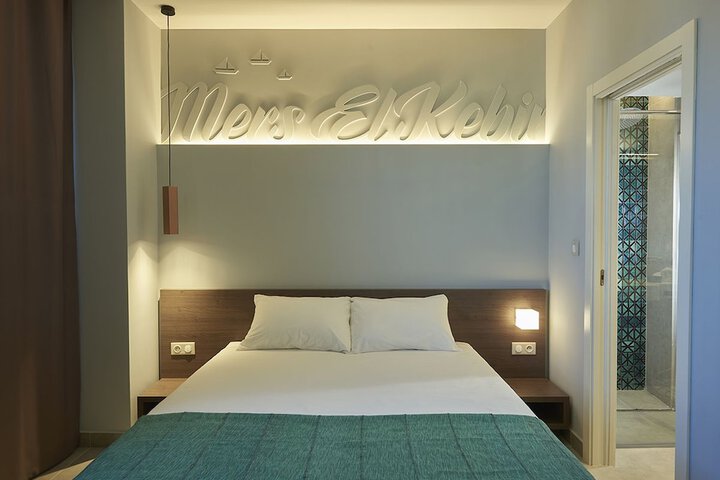 Room 3 of 27