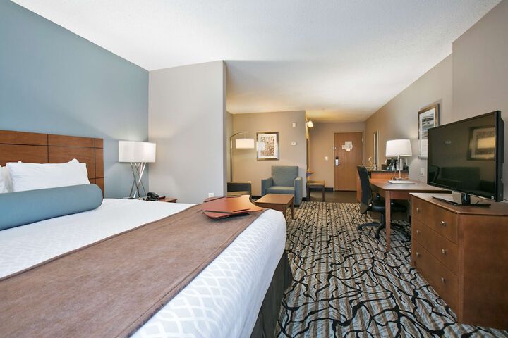 Suite 2 Queen Beds Sofa Bed Microwave and Refrigerator Full Breakfast (32 of 59)