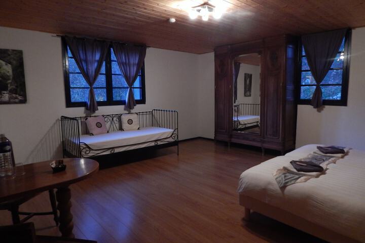 Room 15 of 57