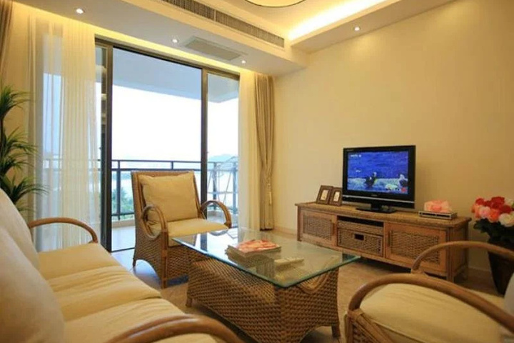 Room 3 of 10