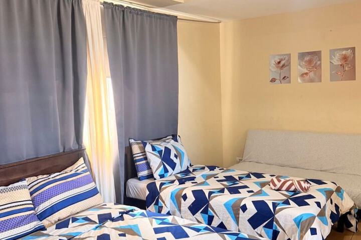 Room 9 of 73