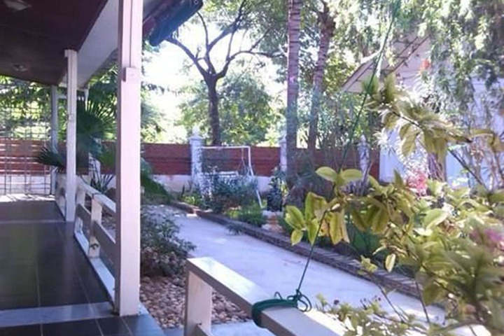 Property Grounds 26 of 32