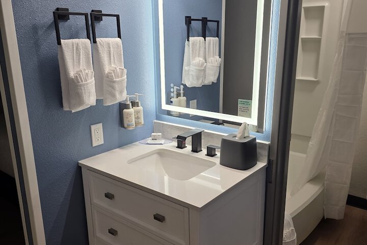 Clean Restrooms