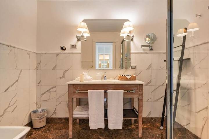 Bath Interior