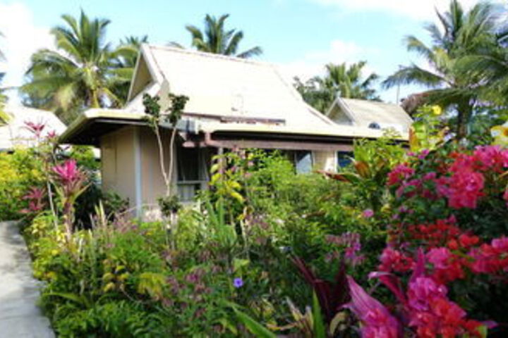 Hotel Exterior 20 of 145