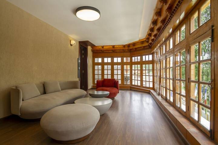 Room 16 of 23
