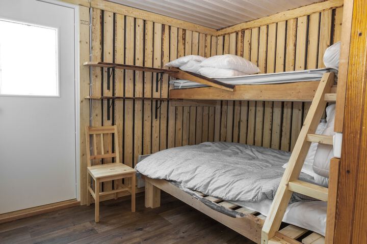 Room 3 of 26