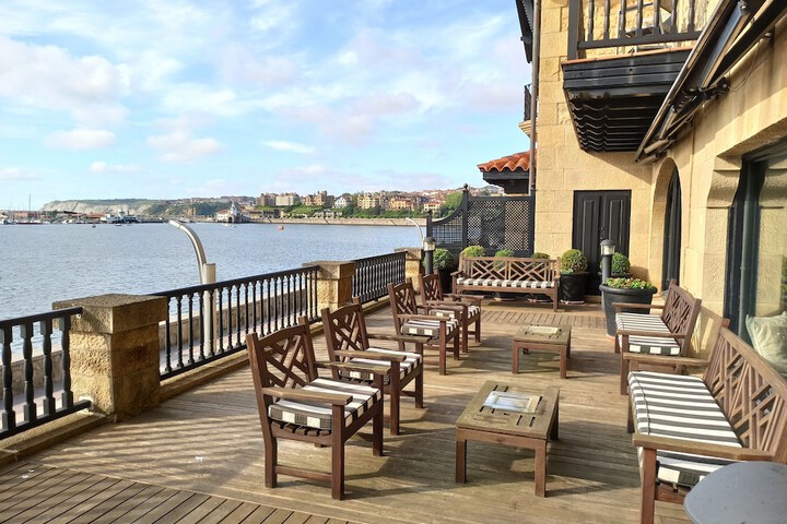 Terrace/Patio 24 of 28
