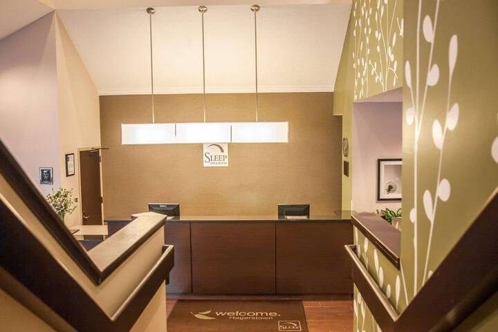Guest Lobby