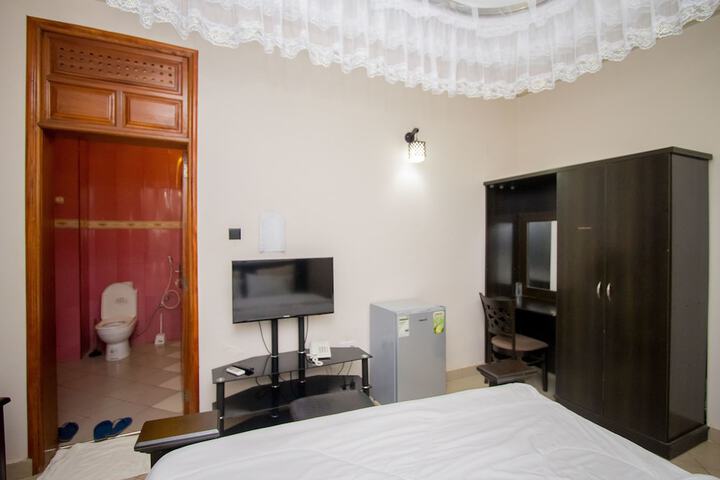 Room 37 of 51