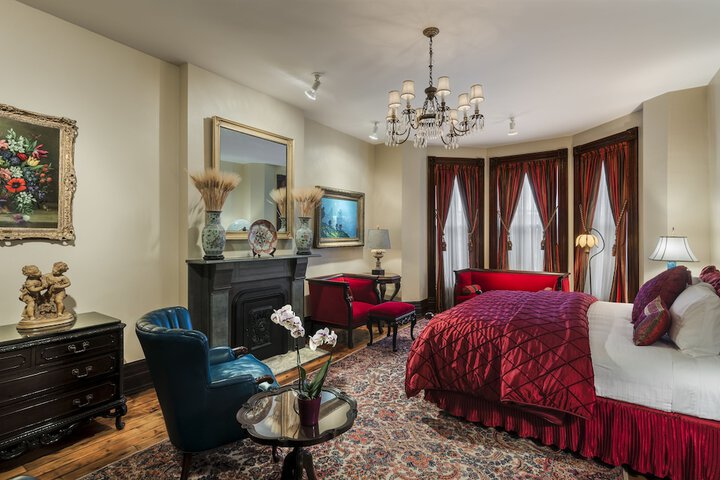 Room 17 of 47