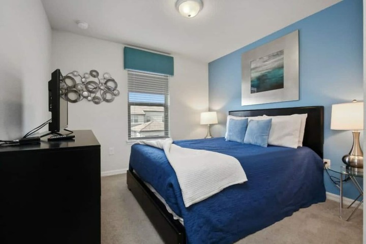 Room 54 of 65