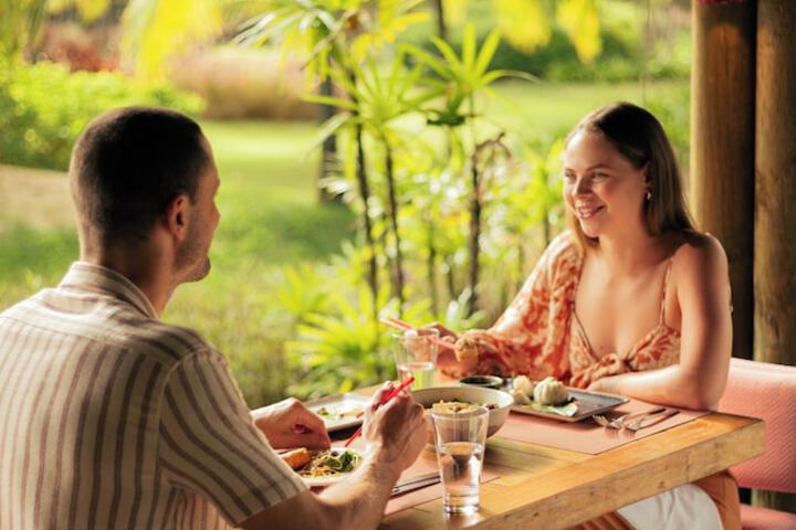 Dining 146 of 195