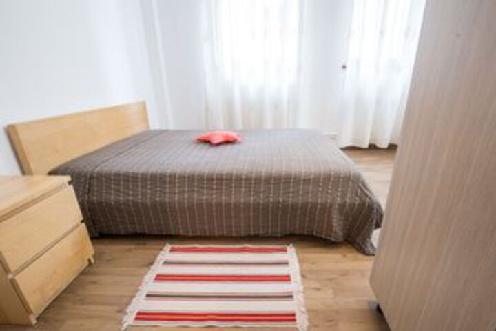 Room 16 of 48