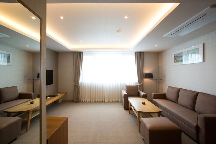 Room 59 of 145