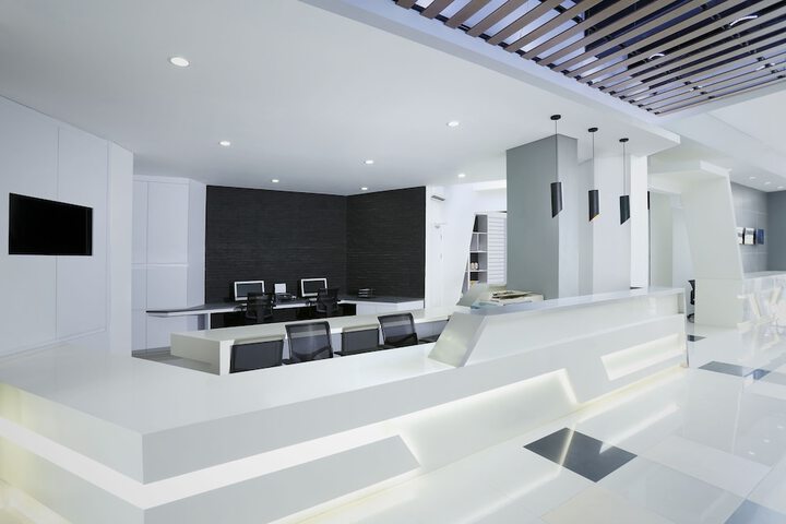 Business Center 42 of 47