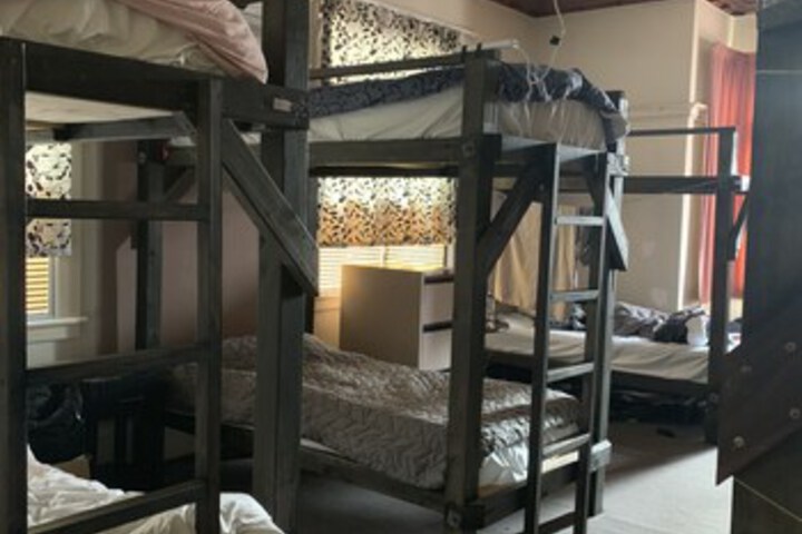 Room 16 of 23