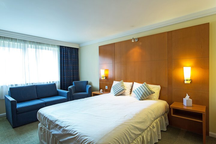 Room 13 of 54