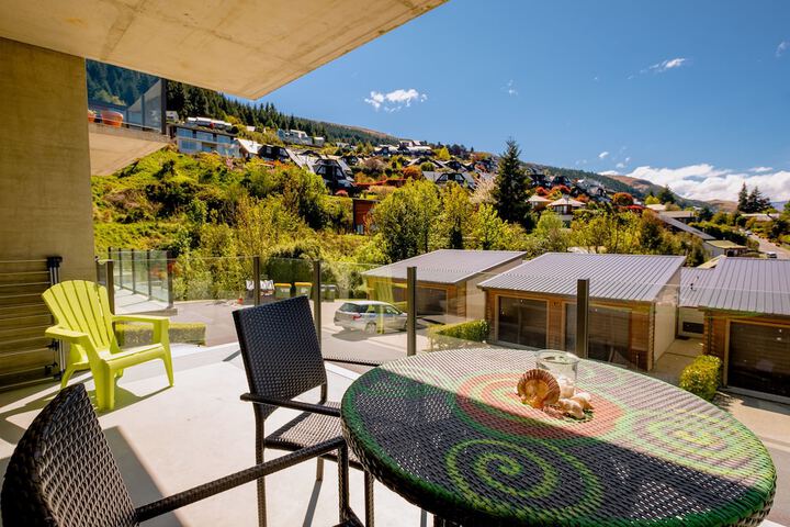 Terrace/Patio 13 of 14