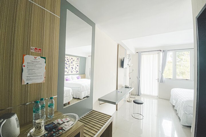 Room 12 of 36