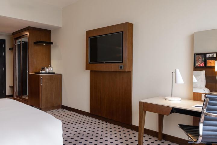 Room 11 of 134