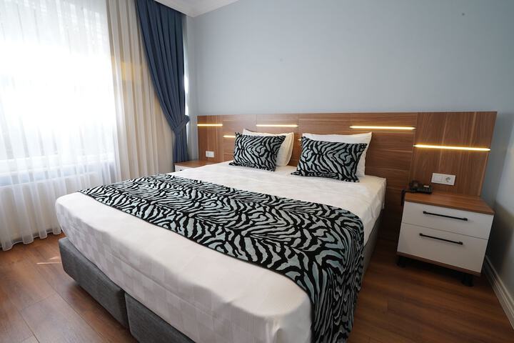 Room 13 of 29