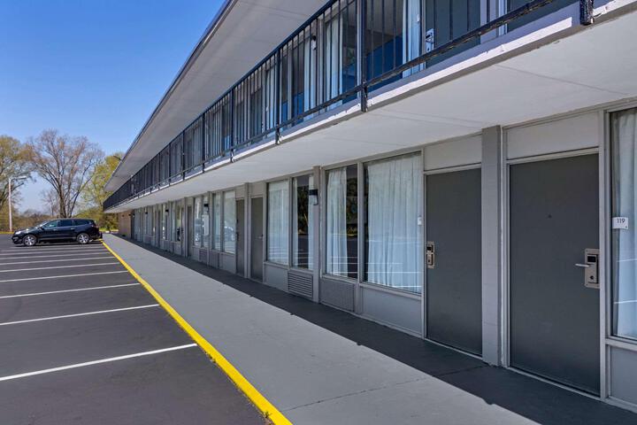 Quality Inn & Suites Cartersville South