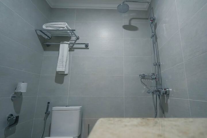Room 55 of 76