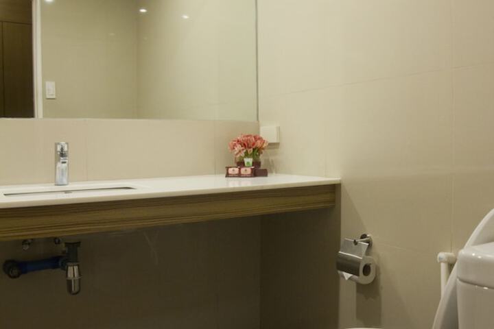 Room 19 of 26