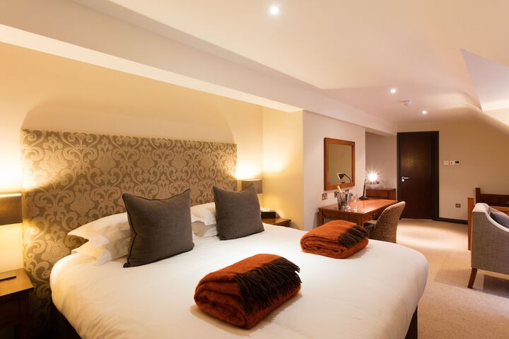 Room 8 of 60
