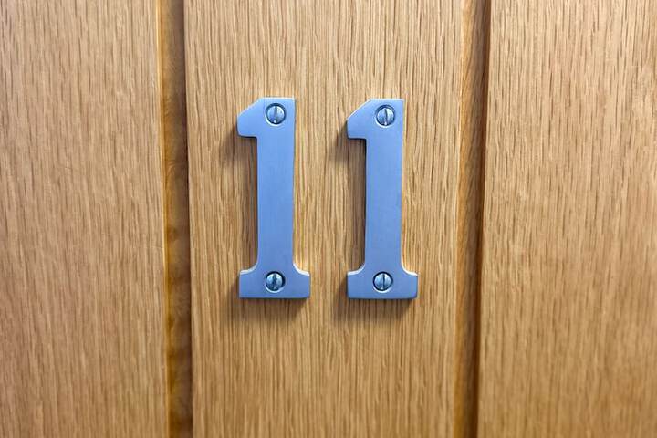 Room 70 of 160