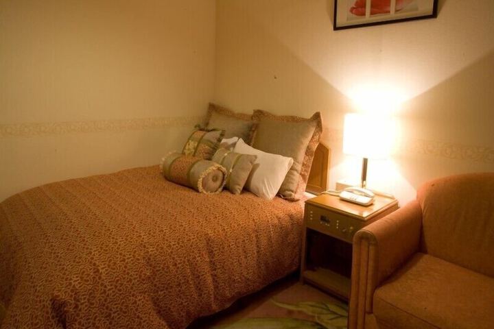 Room 22 of 37
