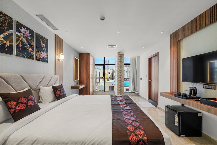 Room 18 of 31