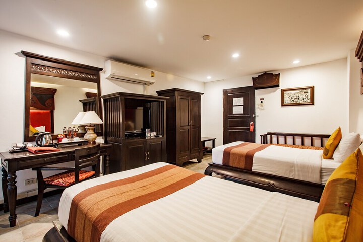 Room 18 of 78