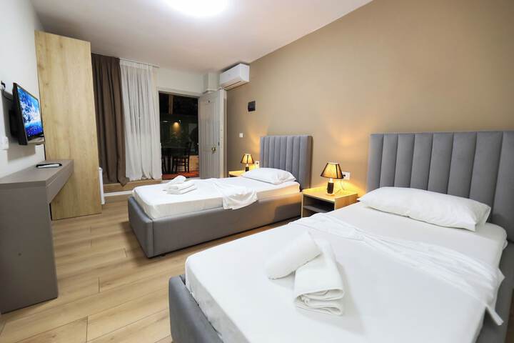 Room 46 of 73