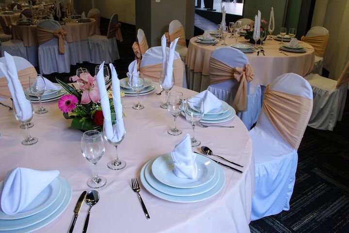 Banquet hall
