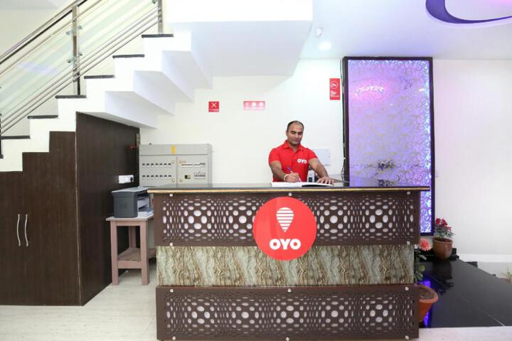 Hotel O Royal