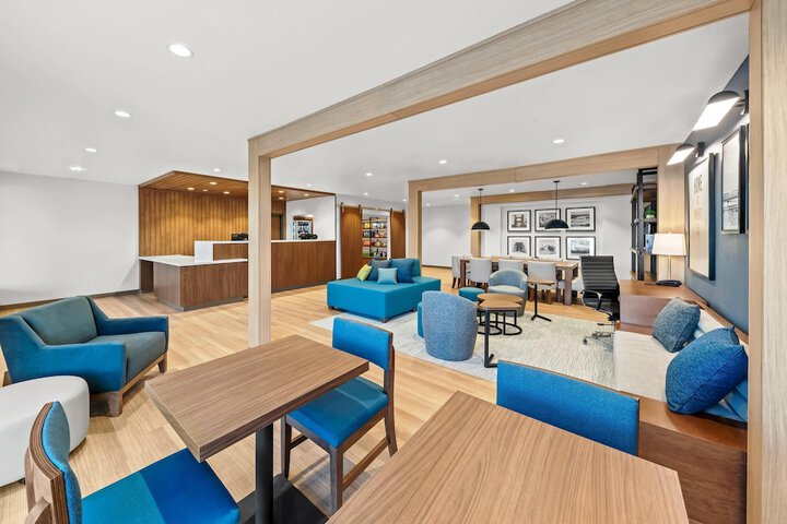 Hotel Interior 4 of 71