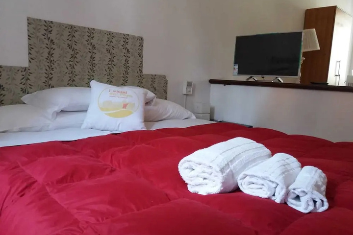 Room 2 of 24
