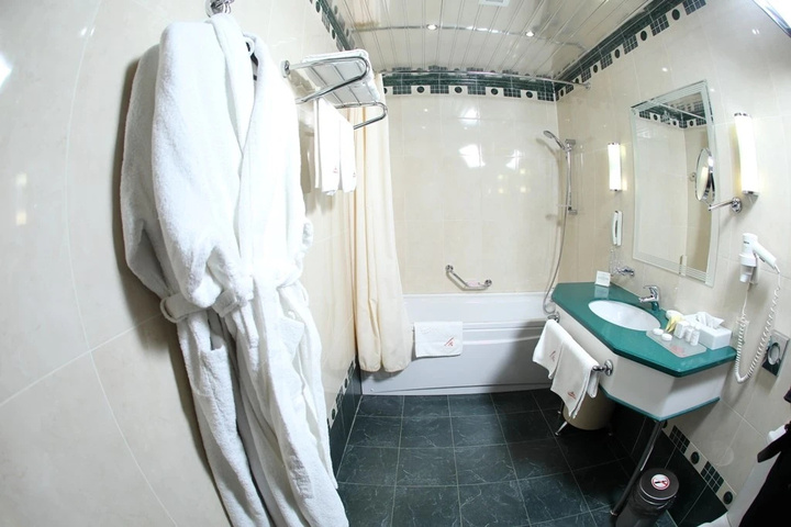 Clean Restrooms